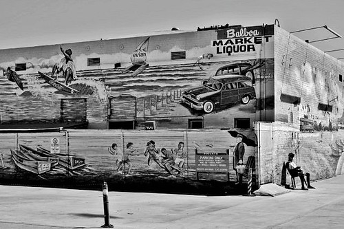 california street blackandwhite bw man classic beach blackwhite mural surfing newportbeach blackwhitephotos 1953ford scattidistrada
