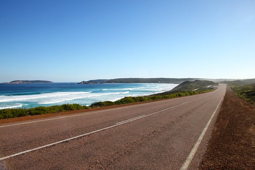 ocean road blue sky mist beach water coast australia bluesky aus westernaustralia esperance greatoceandrive img6838
