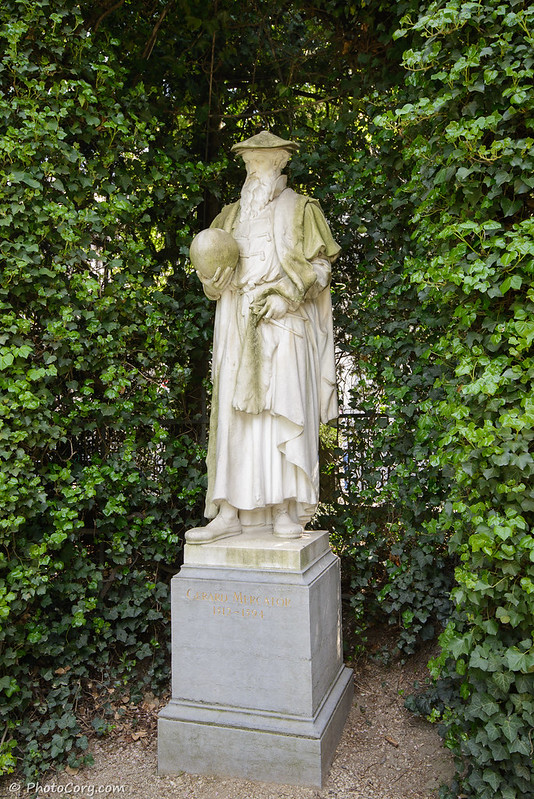 gerardus mercator statue in Sablon Garden