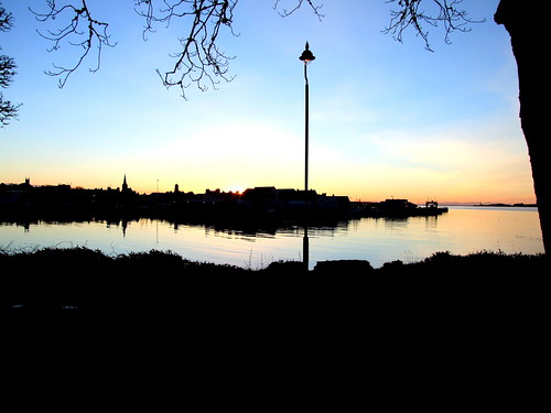 sunrise harbour lewis isle stornoway