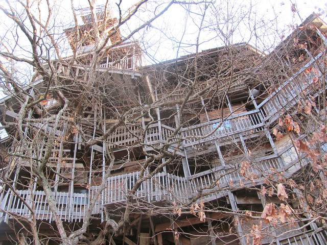 Minister's Treehouse