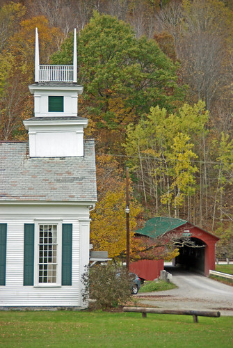 bridge red usa white church river vermont newengland steeple coveredbridge battenkill westarlington copyright2009 charleskellogg charlesgkellogg charliekellogg