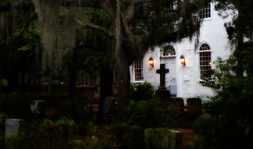 church cemetery graveyard landscape evening cross south tombstone colonial southcarolina spooky southern spanishmoss thesouth lantern beaufort lowcountry