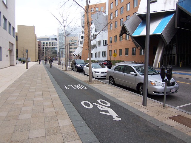 mit campus bike lane