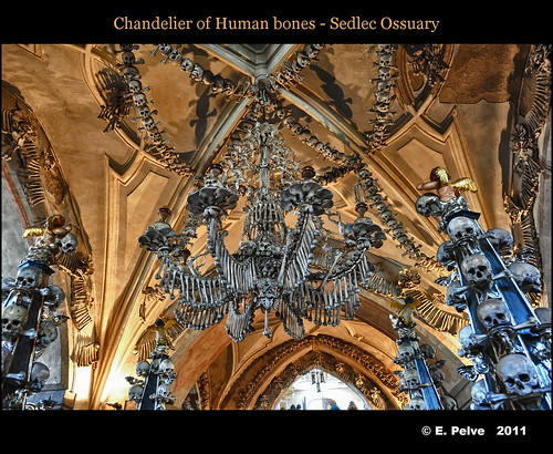 chandelier kutnahora czechrepublic gothicchurch sedlecossuary humanbones nikond700 april2011 kutnice
