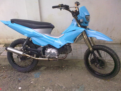 blue bike honda mini modified motor motard bal buug xrm