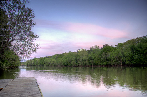 bridge pink trees sunset usa nature water clouds reflections river georgia easter spring dock nikon colorful tramonto day unitedstates natural cloudy pastel south sunday roswell southern riverfront hdr highdynamicrange crepuscolo chattahoochee puestadelsol coucherdusoleil chattahoocheeriver roswellroad photomatix sonnenstand azaleadrive d7000 alpharettahighway