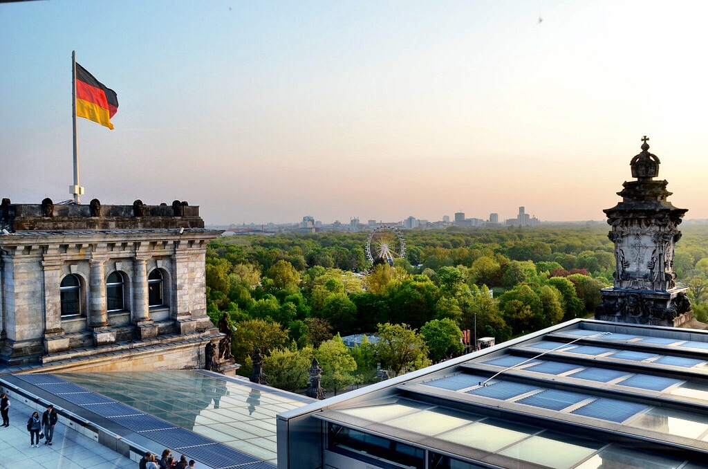can you visit reichstag