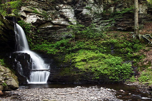 waterfall pennsylvania bridalveilfalls bridesmaidfalls bushkillfallspark