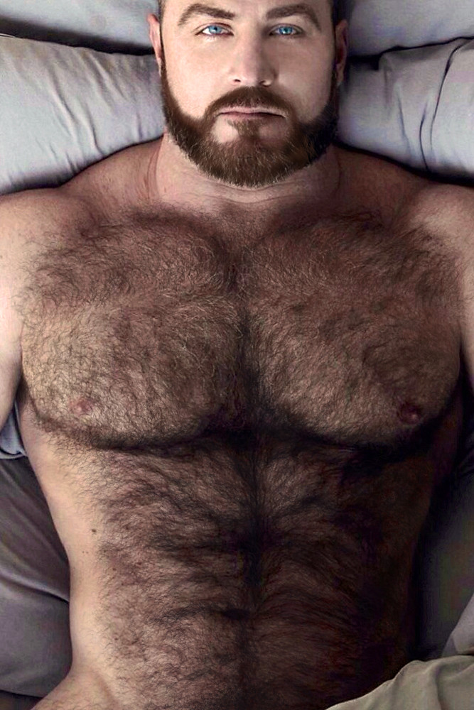 Muscled Hairy Men 38