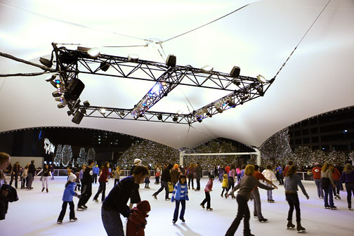 Ice Skating Kansas City | Crown Center Ice Terrace | Skating Rink KC ...