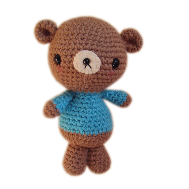 Country Cottage Crochet Bear