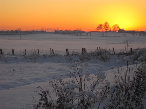 uk sunset england snow ice frozen frost freeze cumbria scafell brampton helvellyn blencathra middlefarm townfoot uksnow irthington oldchurchfarm frozenbritain ruleholme ca81rz