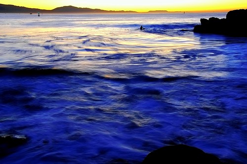 ocean sky orange water santabarbara sunrise dawn nikon surf waves d90
