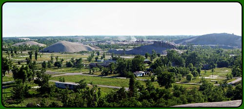 trees abandoned oklahoma landscape outdoors industrial pano miles destroyed piles picher chatpile