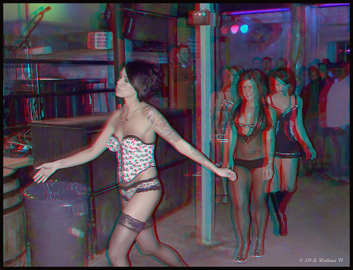 girls portrait sexy female bar club ink stereoscopic 3d nice md women pretty slim display gorgeous brian fine maryland anaglyph lingerie bodypaint indoors stereo linda babes attractive wallace inside lovely tatoo trim hanover gals servers built stereoscopy stereographic stereovision brianwallace stereoimage harmons cancuncantina stereopicture