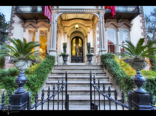 canon savannah bedandbreakfast hdr lafayettesquare promote photomatix canon1022efs savannahsquare hamiltonturnerinn canon7d 11exposures hdrspotting promotecontrol theaterwiz theaterwizphotography michaelcriswell