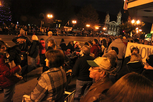 christmas street light holiday up night liberty franklin pennsylvania crowd parade pa event lightupthenight