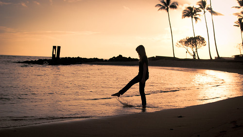 ocean sunset summer feet beach water girl silhouette foot hawaii rocks palmtrees