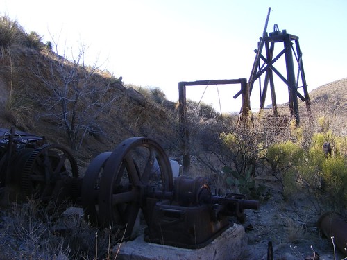 arizona underground gold mining mines headframe doscabezas