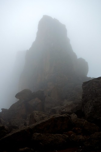 mist mountain kilimanjaro trek lavatower afsdxnikkor1024mmf3545ged