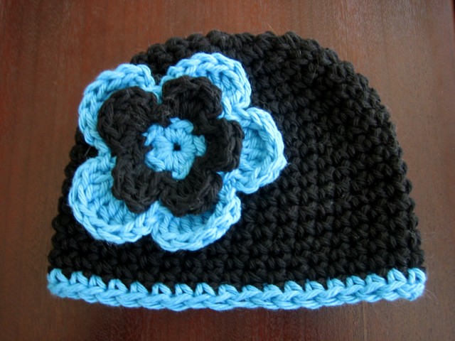 How to Crochet a Baby Bonnet | eHow.com