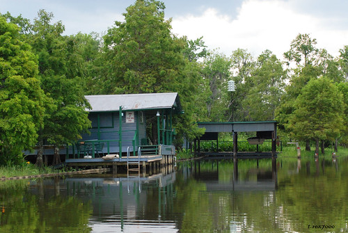 camp mobile rural fishing cabin alabama bayou wetland mobiletensawdelta trex7000 sandbayou