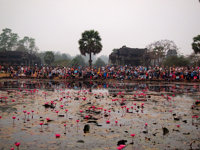 Angkor Wat crowds