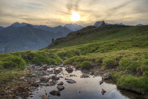 sunset france trek landscape valley hdr pyrenees refuge mounatin gavarnie espuguettes pimené