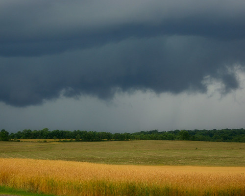 ohio cloud amanda storm rain june yellow spring farm sony alpha thunder a230 2011 fairfieldcounty