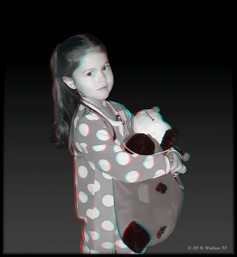 blackandwhite bw cute girl de toy effects stereoscopic 3d kid child olivia brian young anaglyph monotone ps pillow indoors stereo stuffedanimal pjs wallace liv inside milford delaware grayscale christmaseve depth pajamas stereographic brianwallace stereoimage stereopicture stereocopy