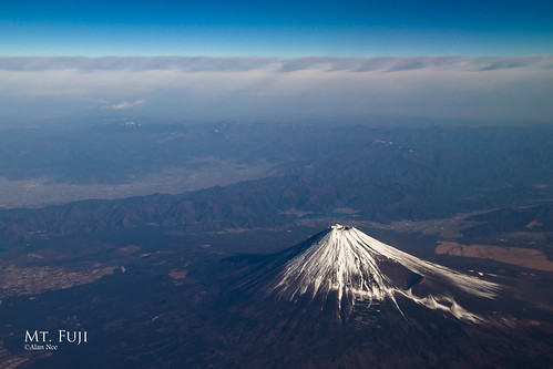 morning blue sky mountain japan fuji air flight shizuoka mtfuji gettyimages vocano supershot