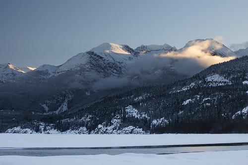 winter lake snow canada sunrise whistler britishcolumbia sunny greenlake clearsky whistlermountain canoneos5dmarkii