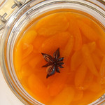 kumquats in kruidige siroop
