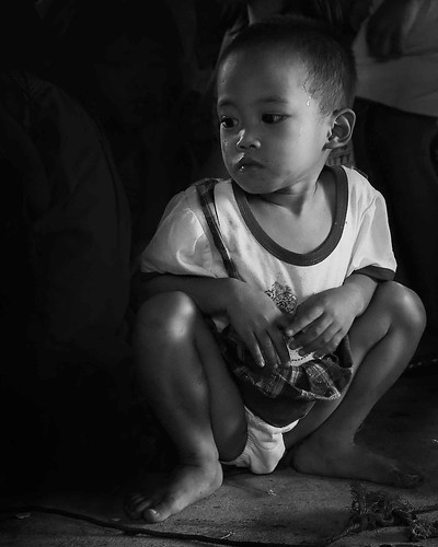 kids children blackwhite philippines expressions manila emotions mateo pinoy smokeymountain tondo thehousekeeper ulingan georgemateo malayakids malayakidsministries