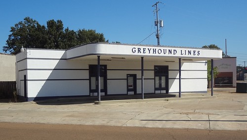 greyhound busstation greenwood