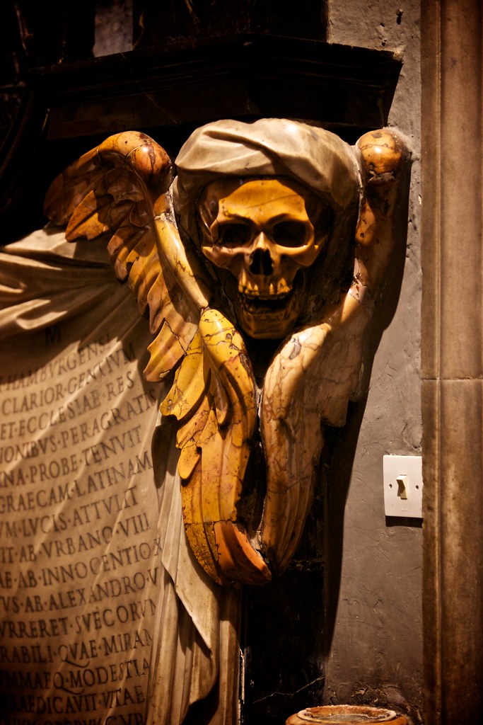 Marble Skull in Santa Maria dell'Anima