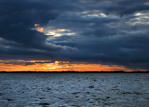 blue sunset summer orange water horizontal clouds dark landscape waves cloudy windy stormy highlights
