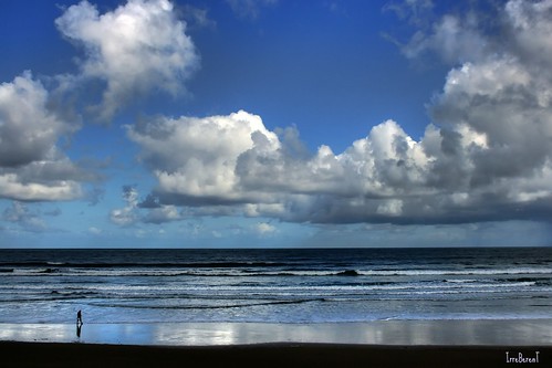 blue sea sky costa nature azul canon landscape spain agua playa paisaje paseo cielo solo nubes wat litoral cantabria lasoledad oyambre cabizbajo ojalá eos400 irreberent