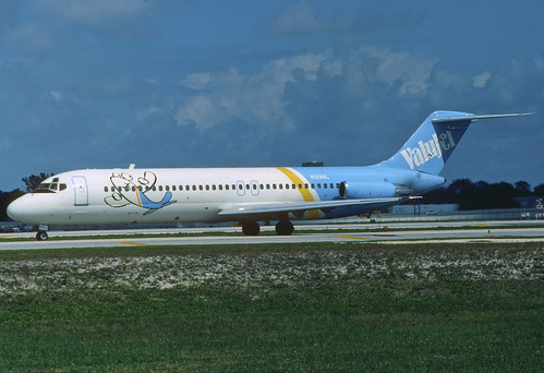 ValuJet DC-9-32; N1266L@FLL, February 1994