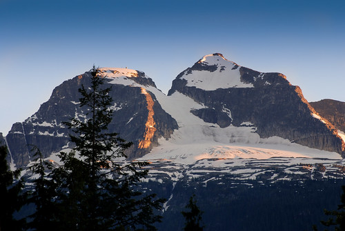 sunset mountain snow bc britishcolumbia peek googleearth revelstoke begbie westcoastvacation 93793499n00