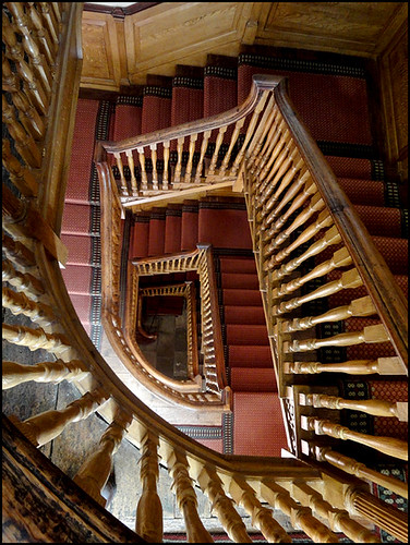 stairs vertigo stairwell devon staircase nationaltrust sirfrancisdrake spanisharmada bucklandabbey eldraco