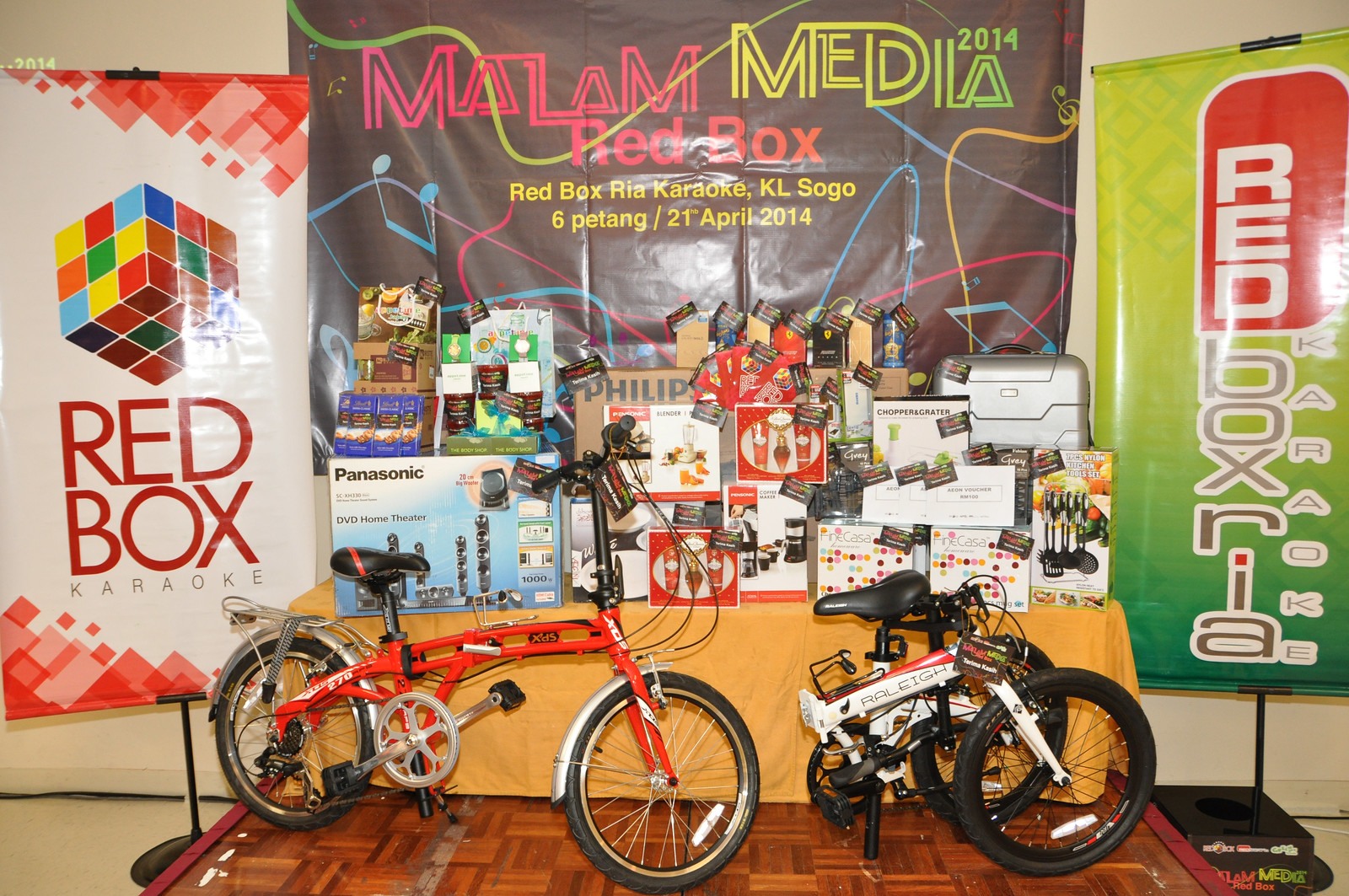 Malam Media Red Box