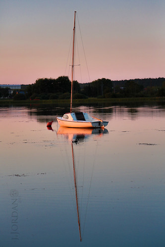 ©2016jjordan zalew zalewkraśnicki lake sunset boat mast reflection symmetry ripple kraśnik lubelskie poland europe summer summer2016 coot