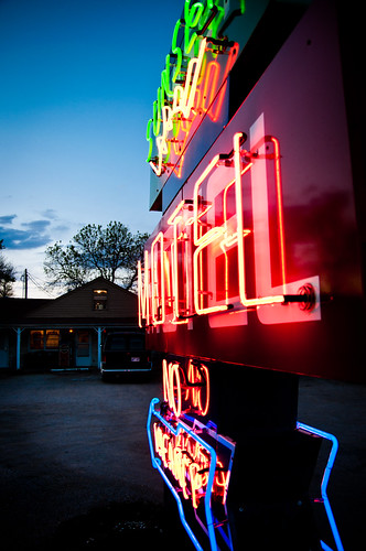 old sunset classic sign night vintage highway neon ks motel hwy kansas 24 lit roadside lighted tonganoxie