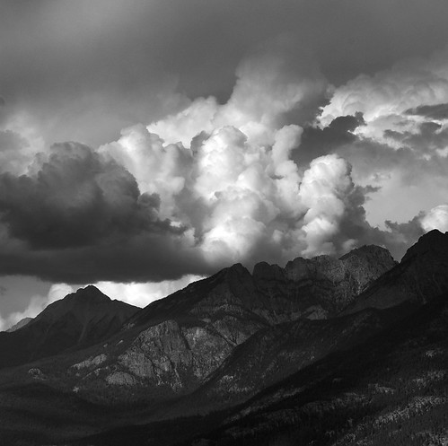 bw cloud mountain monochrome nikon bc east d200 kootenay columbiavalley redmatrix kjwipond wipond