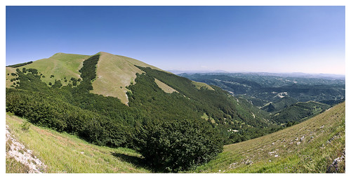 blue italy verde green landscape blu hill mount monte marche paesaggio collina nerone