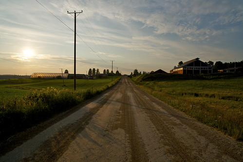 road sun zeiss finland eos evening countryside country f28 ze 21mm carlzeiss canoneos5d nilsiä distagont2821 distagon2128ze sänkimäki