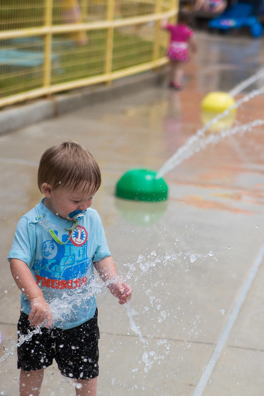 Baby Playing in Water at SeaWorld #BBBestSummer #Shop