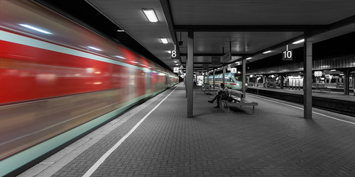 ice station night train nacht jazz railway hauptbahnhof trainstation dortmund centralstation colorbw dortmundhbf lightrhythm rainer❏